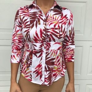 New York & Company Red Leaf Print 3/4 Sleeve Blouse, size XS